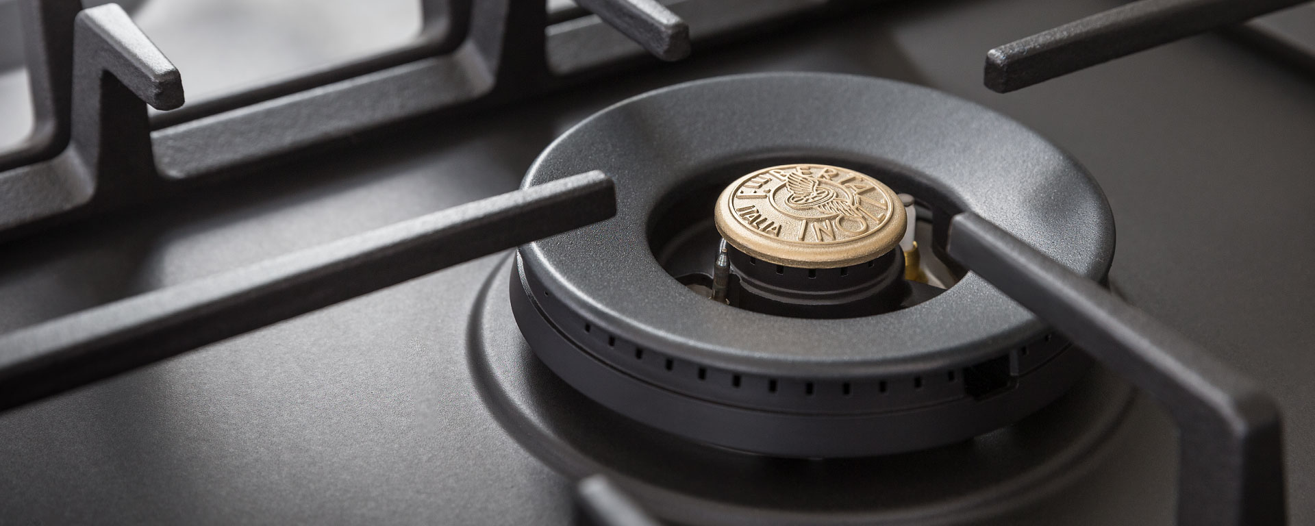 Piano cottura a gas da 90 cm con dual wok laterale - immagine 5